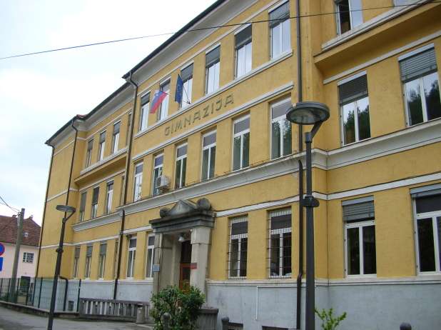 Objavljen razpis za prosta vpisna mesta slovenskih srednjih šol