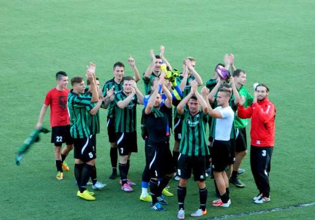 Rudar koplje proti zlati sredini