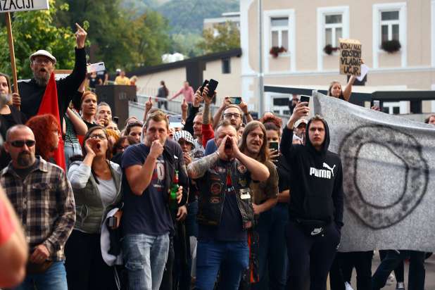 Granitnih kock ni bilo, zaznali dve kršitvi