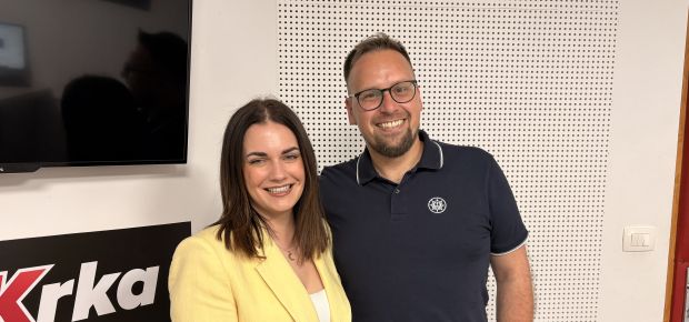 ZAŽARiM ali ZAŽaRIM?