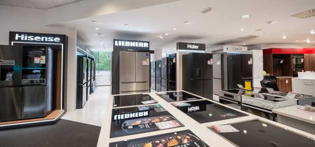 Uspešno odprtje prenovljene trgovine Harvey Norman v Novem mestu