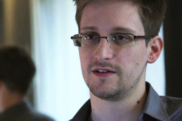 2013-07-16T121159Z_578324077_GF2E96E0GU601_RTRMADP_3_USA-SECURITY-SNOWDEN-RUSSIA_0.JPG
