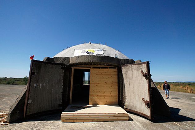 bunker-albanija_re_23.11.14.jpg