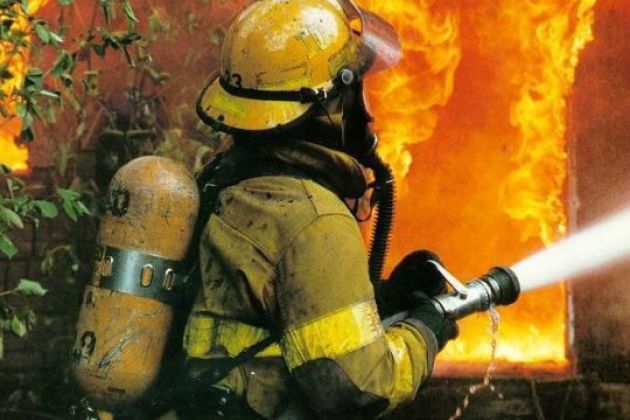 gasilec gasilci požar ogenj