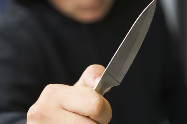 nož, ropar, tat, grožnja.jpg