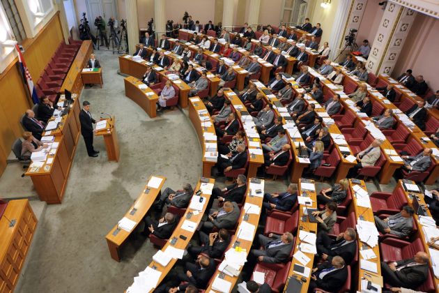 Bo Božo Petrov nov premier-4