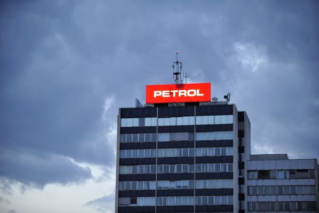 Petrol stavba
