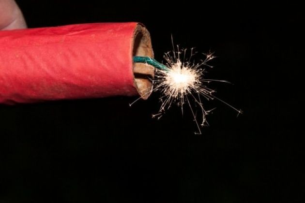 petarda, pirotehnika