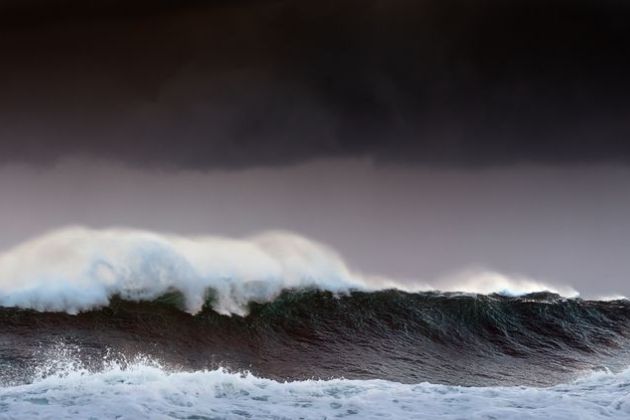 val-neurje-morje-cunami_is.jpg