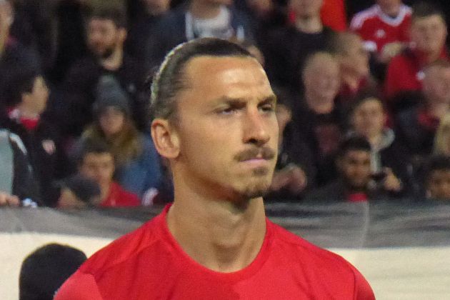 Manchester_United_v_Zorya_Luhansk,_September_2016_(08)_-_Zlatan_Ibrahimović_(edited).jpg