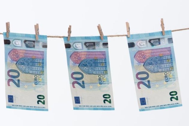 evro-pranje-denarja_profimedia.jpg
