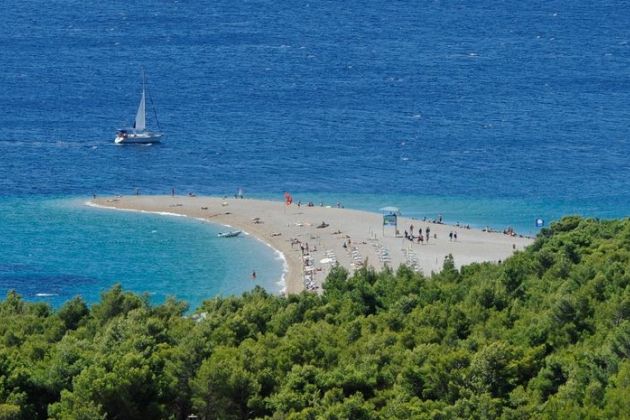 zlatni-rat-bol-brac_bobo.jpg