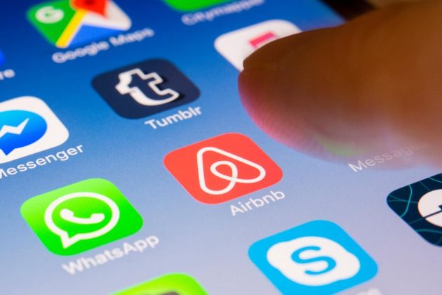 AirBnB, oddajanje nepremičnin, aplikacija, pametni telefon