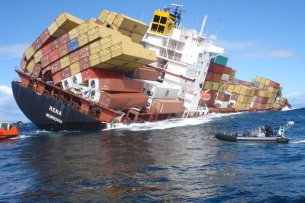 tovorna ladja kontejnerji re