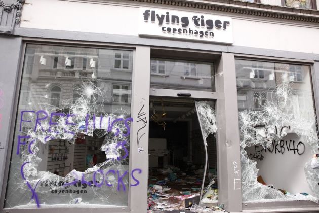 protest_hamburg uničenje G20.jpg