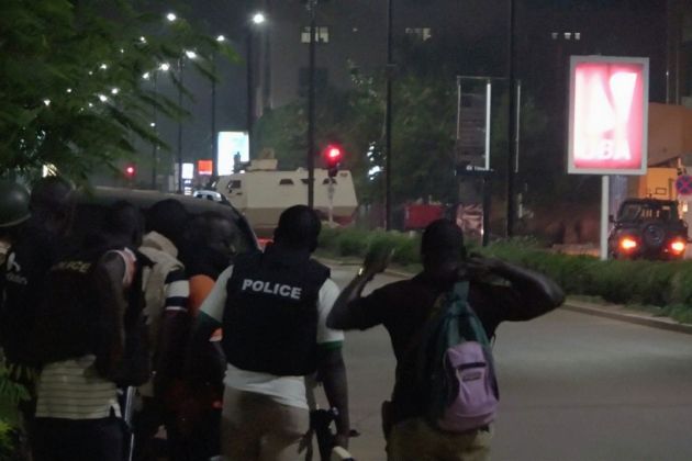 burkina faso, teroristicni napad, restavracija