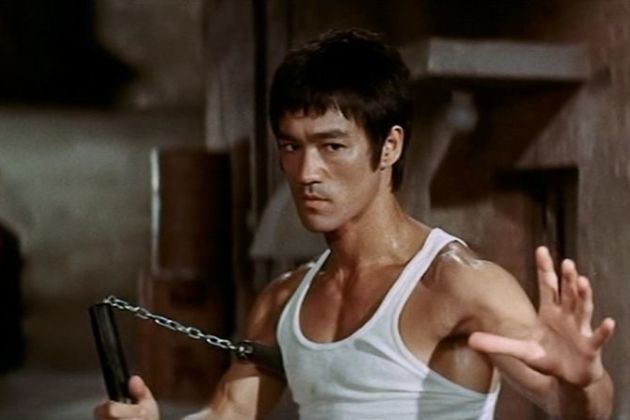 bruce-lee-nuncaki.jpg