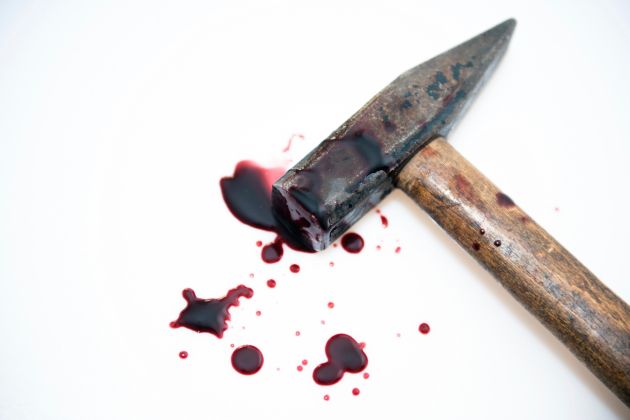 kladivo, kri