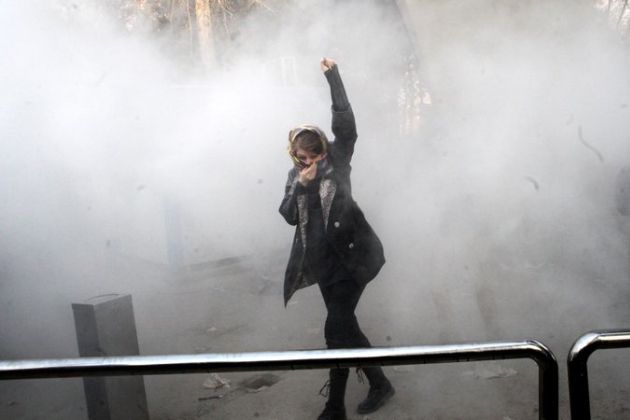 iran-protest_tw.jpg