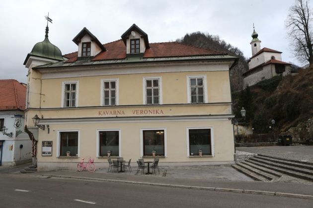 kavarna-veronika-kamnik_pl1.jpg