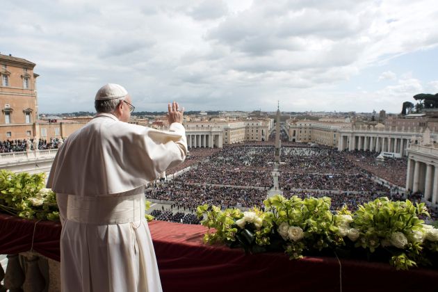papez-francisek-vatikan_re2.jpg