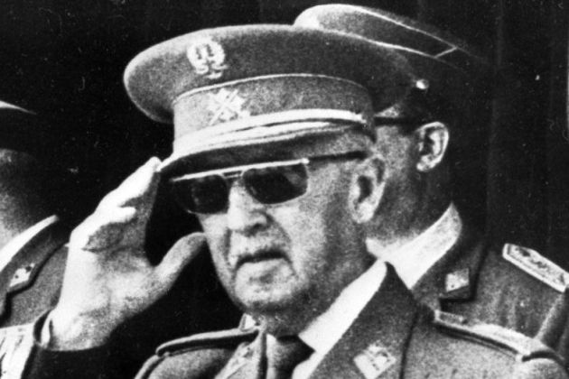 Francisco_Franco_1975.jpg