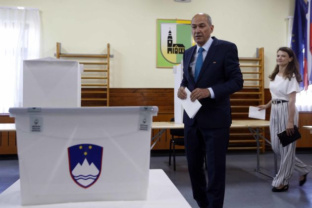 jansa urska bacovnik volitve bobo1.jpg