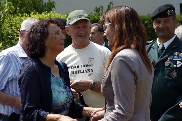 toni mrlak rozna dolina katic spomenik bobo4.jpg