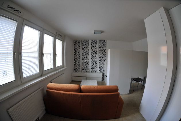 stanovanje poslanci drzavni zbor bobo3.jpg