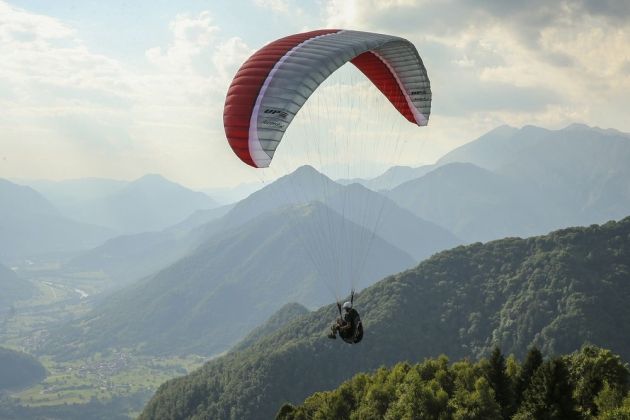 jadralni padalec kobala tolmin pl1.jpg