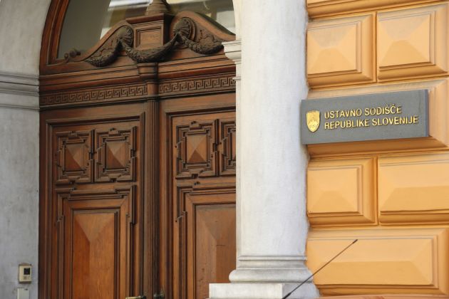 ustavno sodisce bobo1.jpg