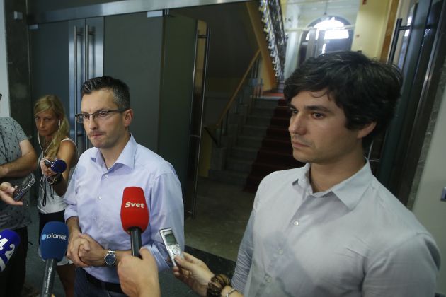 marjan šarec, luka mesec