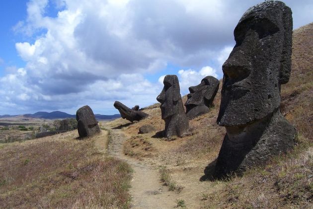 moai rapa nui velikonocni otok.jpg