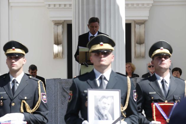 ciril zlobec pogreb vojaki pahor bobo.jpg