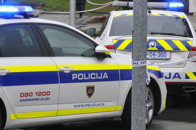 policija trak bobo, policijski trak.jpg