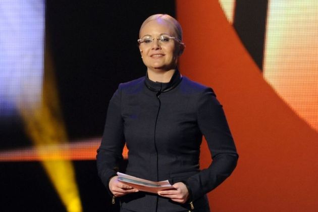 katja seruga bobo (2).jpg