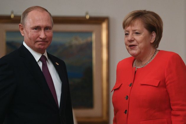 putin merkel pf.jpg