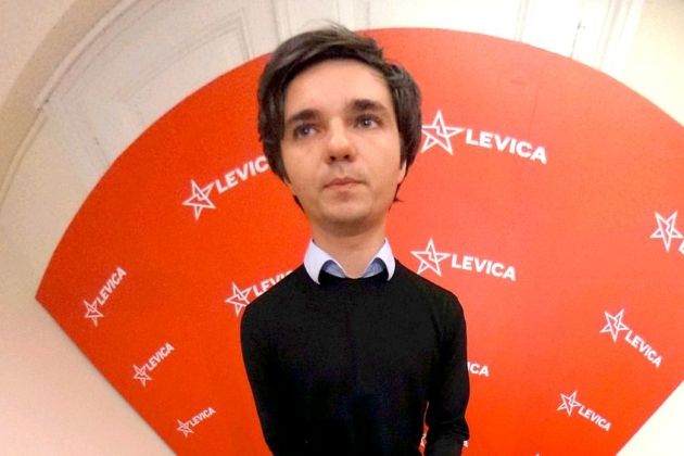 luka mesec levica bobo.jpg