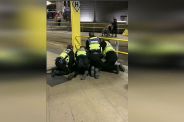 manchester terorizem policija 1.jpg