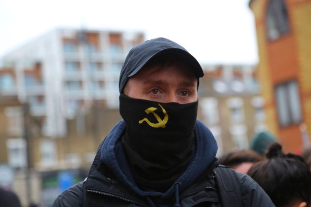 antifa protest levica maskiran pf.jpg