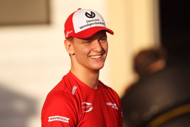 mick schumacher tw.jpg