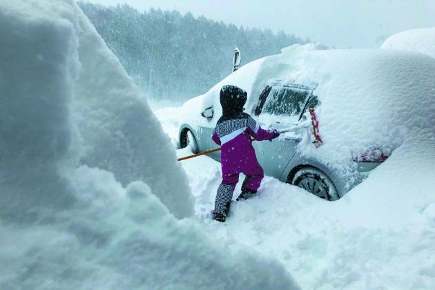 sneg zima kidanje.jpg