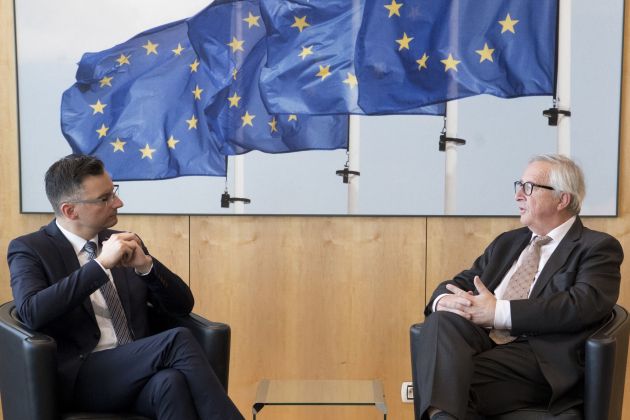 sarec juncker eu komisija.jpg