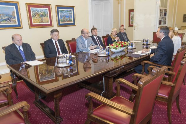 dezmanova komisja pahor.JPG