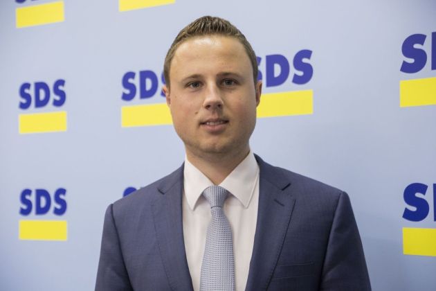 zan mahnic sds tw.jpg