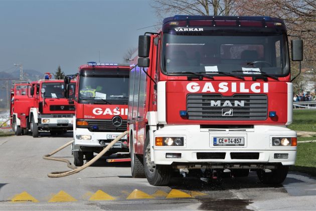 gasilci avtomobili bobo.jpg