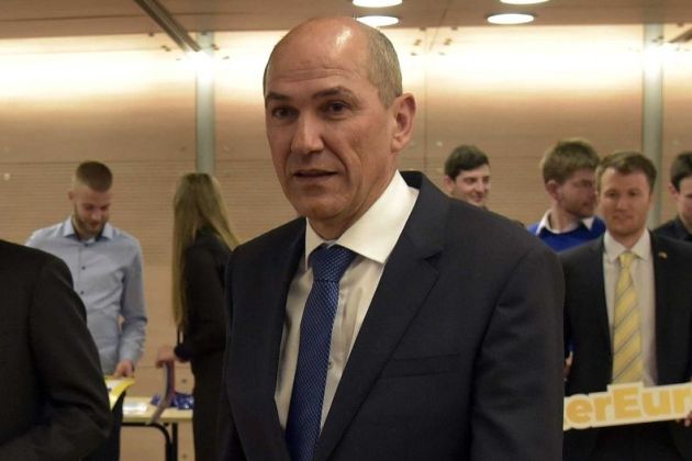 janez jansa bobo.jpg