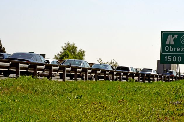 meja obrezje gneca kolona bobo2.jpg