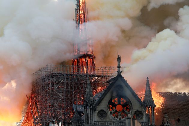 notredame1 reuters.jpg