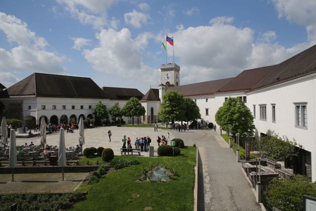 ljubljanski grad pl.jpg